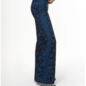 NWT: Flared Morgan Pant Beach Pebble